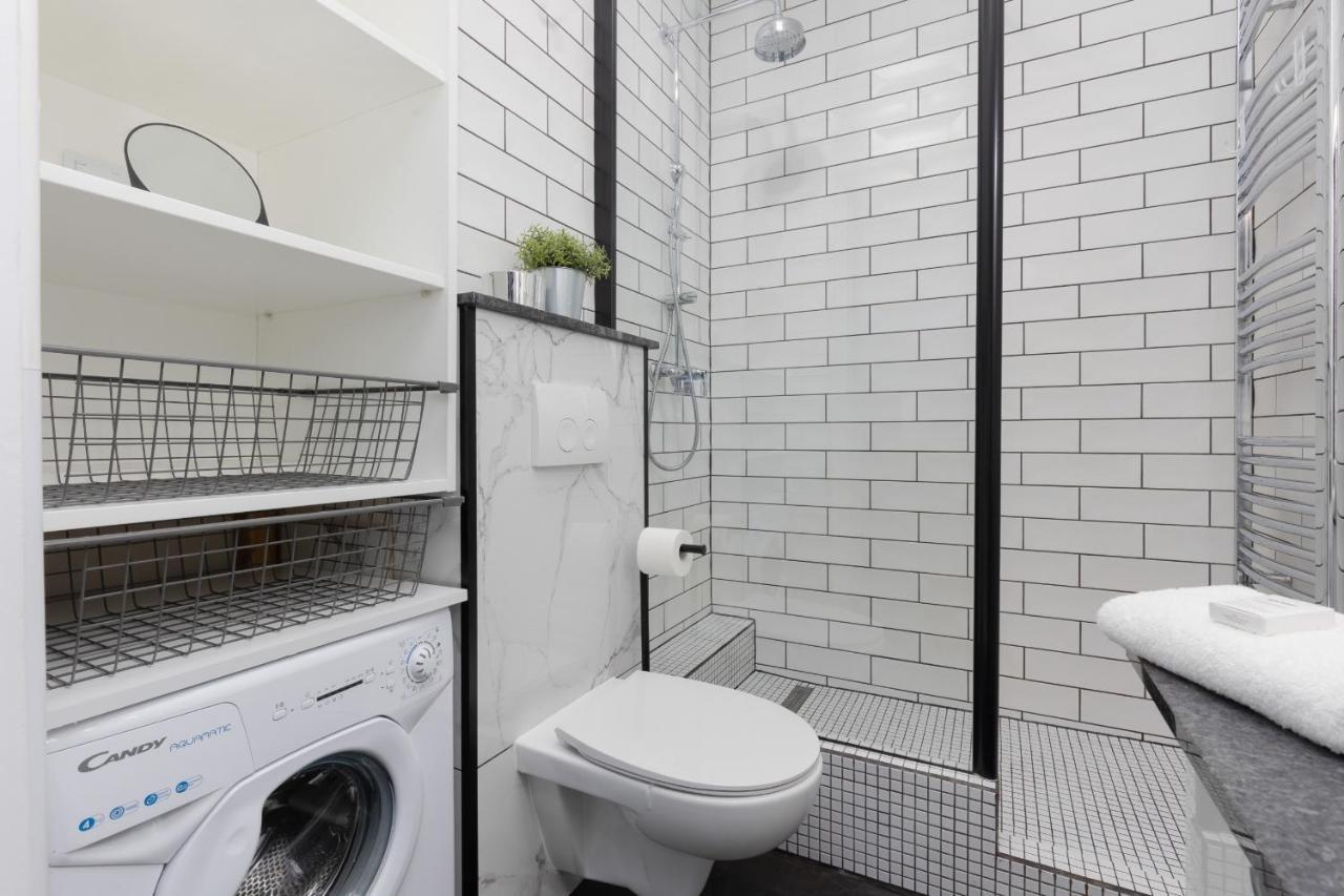 Stylish & Trendy 1 Bedroom Apartment Wola With Parking By Renters Варшава Экстерьер фото